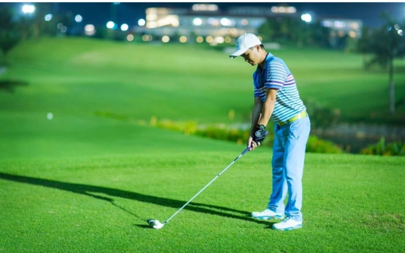 Golf là trò chơi giải trí dành cho tầng lớp quý tộc