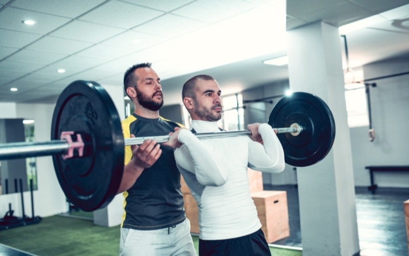 Overhead Press - bài tập đẩy tạ đòn qua đầu