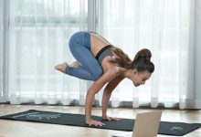 các tư thế yoga khó​