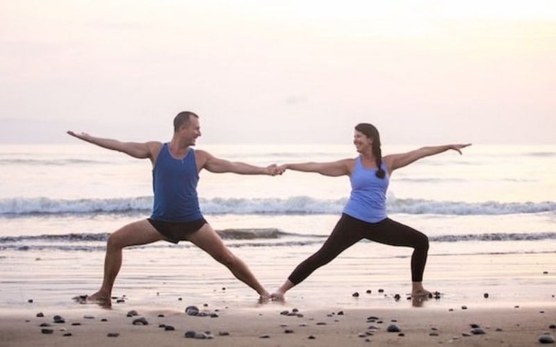 Những lợi ích nổi bật của yoga đôi