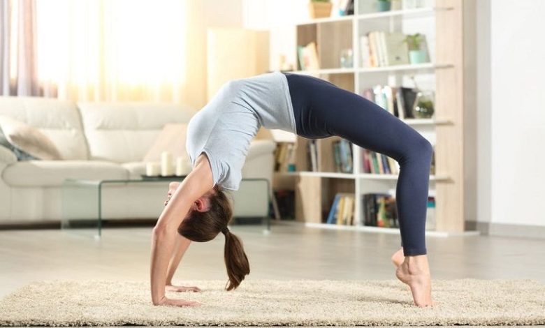tư thế bánh xe yoga​
