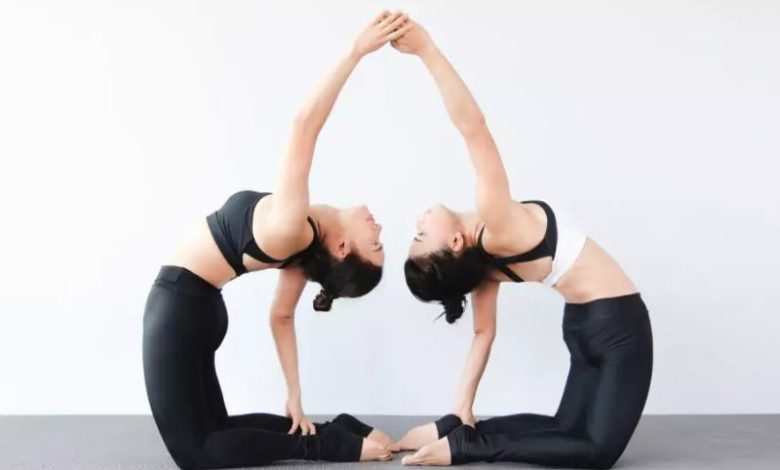 Yoga Đôi