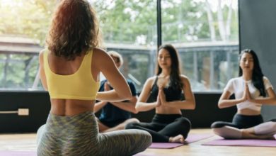 bài tập yoga chữa cao huyết áp