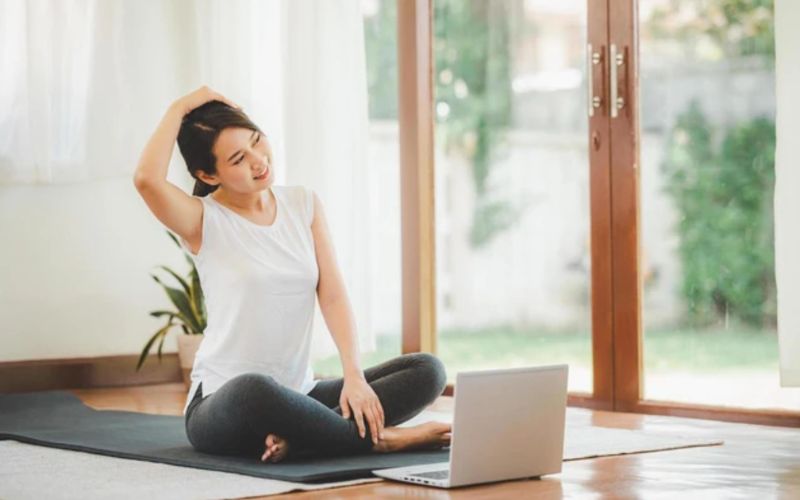 Lưu ý khi thực hiện bài tập giãn cơ yoga