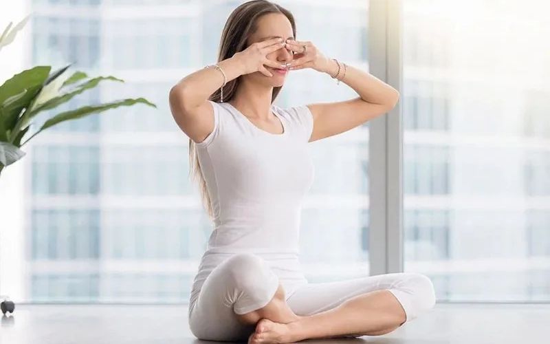 lưu ý trước khi tập yoga chữa cao huyết áp