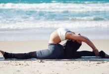 Tư Thế Yoga Đẹp Trên Biển