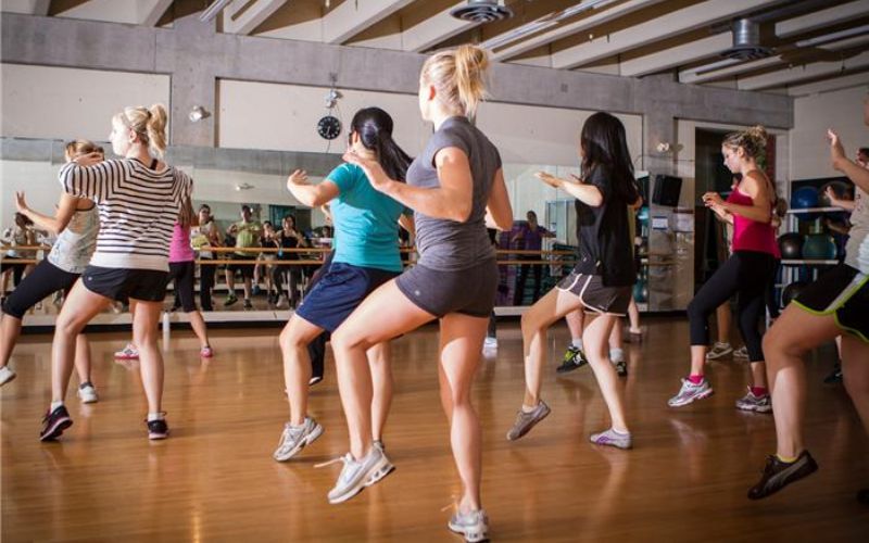 Chuẩn bị trước khi tập Zumba cơ bản