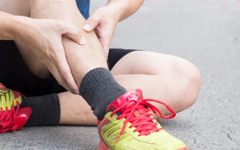 Nguyên nhân khiến người chạy bị đau ở xương ống chân