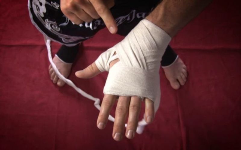 Những chấn thương cổ tay thường gặp khi tập boxing