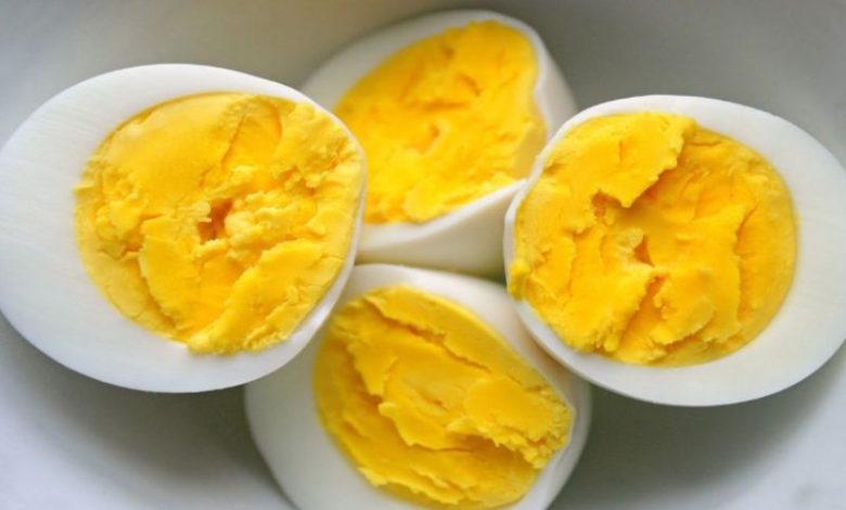 2 quả trứng gà luộc bao nhiêu calo
