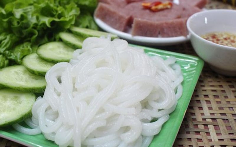 Ăn bún tươi có tăng cân không?