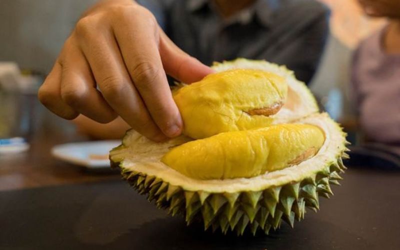 Ăn sầu riêng có làm tăng cân hay không?