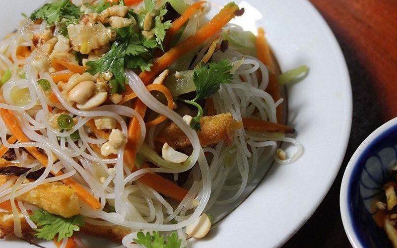 Cách chế biến mì gạo ngon miệng và ít calo