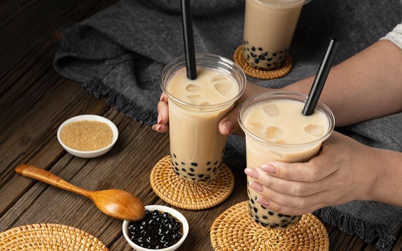 Cách uống trà sữa để không lo tăng cân