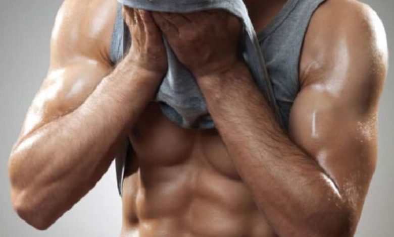 Tập gym xong nên tắm nước nóng hay lạnh