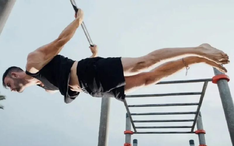 So sánh Street Workout và Gym
