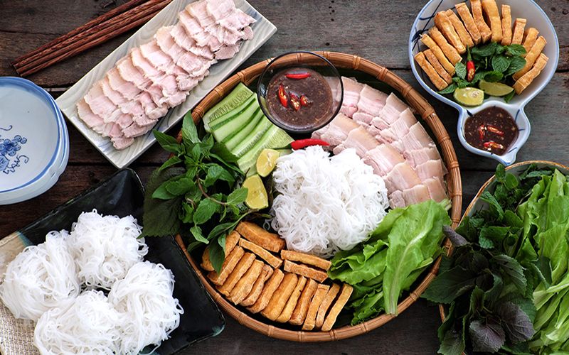 Ăn bún đậu mắm tôm có gây tăng cân không?