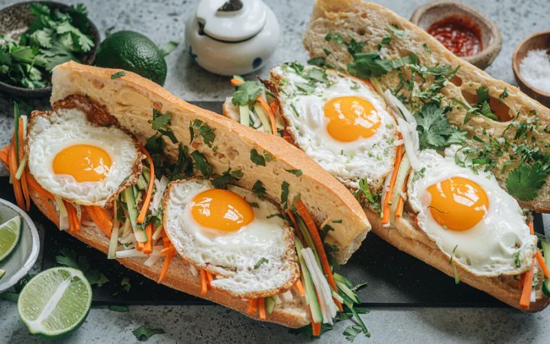 Cách làm bánh mì trứng thơm ngon tại nhà