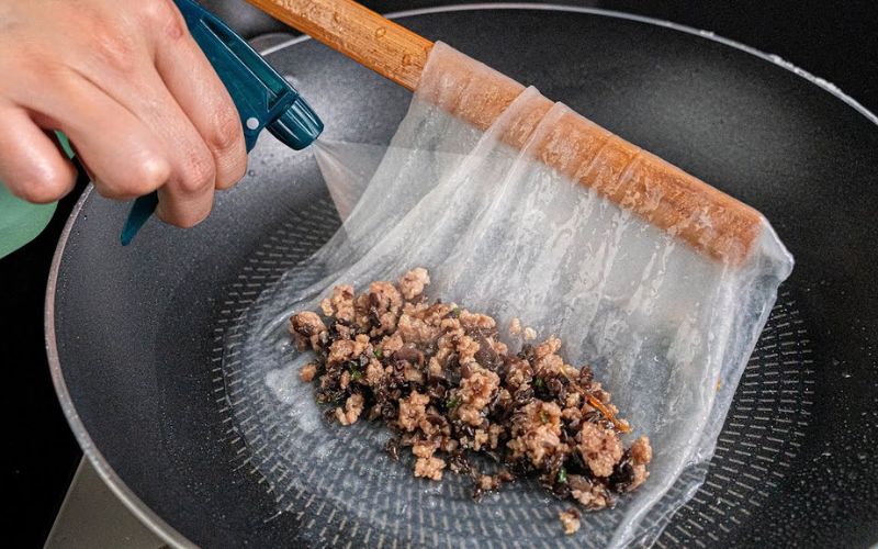 Cách làm bánh ướt ít calo tại nhà