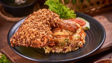 cơm gà xối mỡ bao nhiêu calo