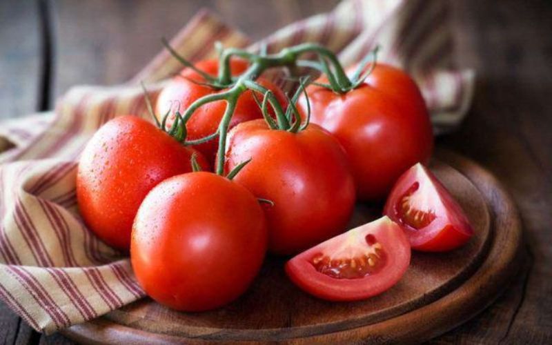 Lợi ích sức khỏe khi ăn cà chua