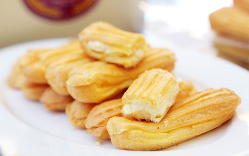 Mẹo ăn bánh su kem không lo béo