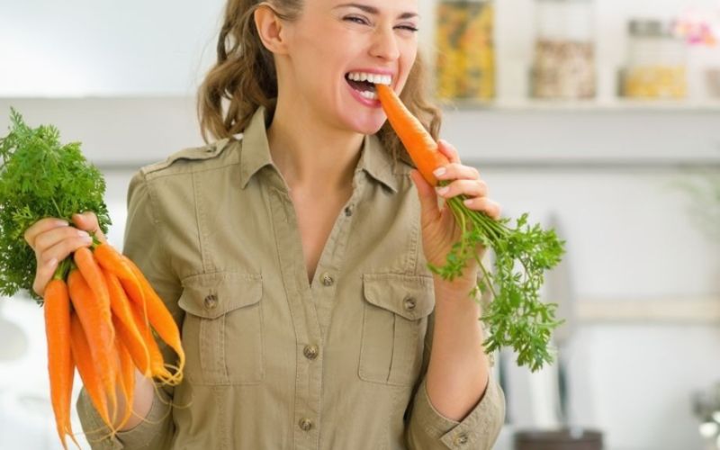 Những ai nên và không nên ăn nhiều cà rốt