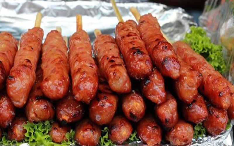 Nhóm người nên hạn chế ăn nem nướng