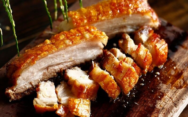 Tác hại khi ăn quá nhiều thịt heo quay