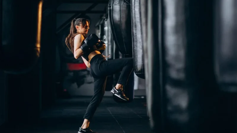Kickfit Là Gì? Lợi Ích Sức Khỏe Và So Sánh Với Boxing, Gym
