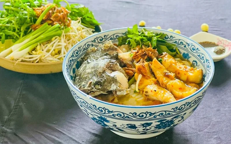 bánh canh cá lóc